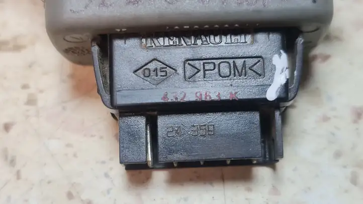 Renault Scenic I (1996 - 2003) 7700836267 Блок кнопок стеклоподъемников — фото 5