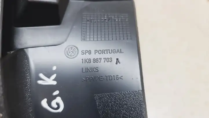 Volkswagen Scirocco (2008 - 2014)  1K8867703 Боковая отделка (у окна)