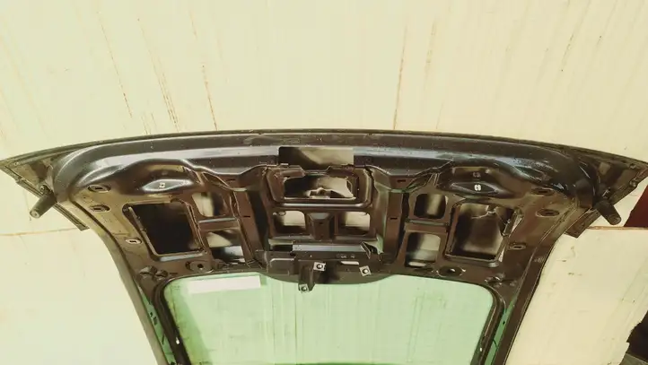 Ford Focus C-MAX (2003 - 2010) Крышка багажника — фото 2