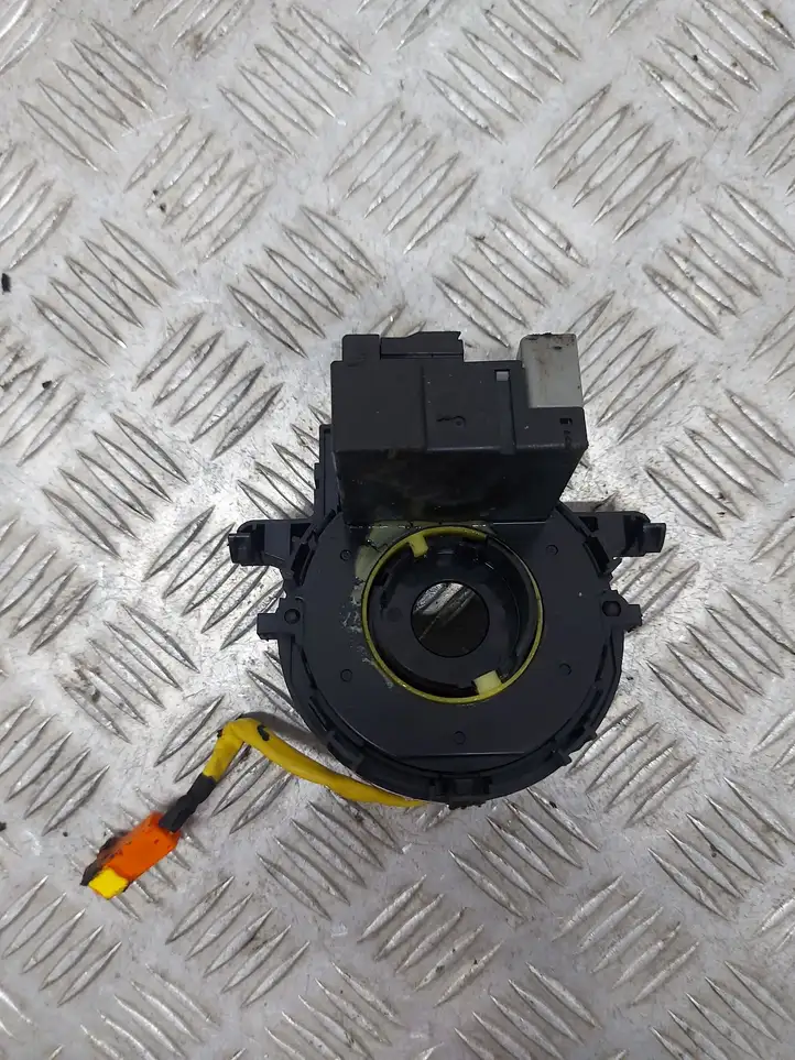 Toyota Auris 150 (2006 - 2012) 8924502040 Контактное кольцо SRS — фото 2