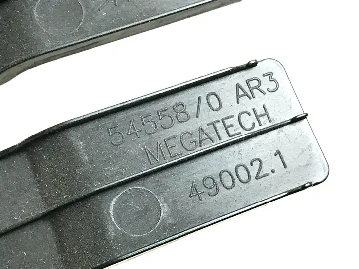 Audi Q3 8U (2011 - 2014) 8U0953497J Обшивка рулевой колонки — фото 4