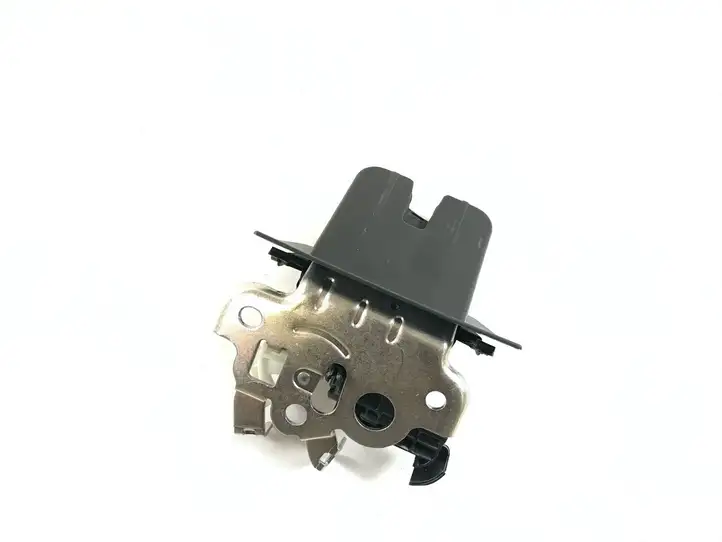 Audi Q3 8U (2011 - 2014) 8R0827505 Замок крышки багажника — фото 2