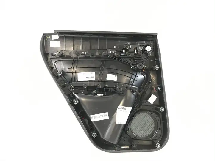 Audi Q3 8U (2011 - 2014) 8U0867306 Обшивка задней двери — фото 5