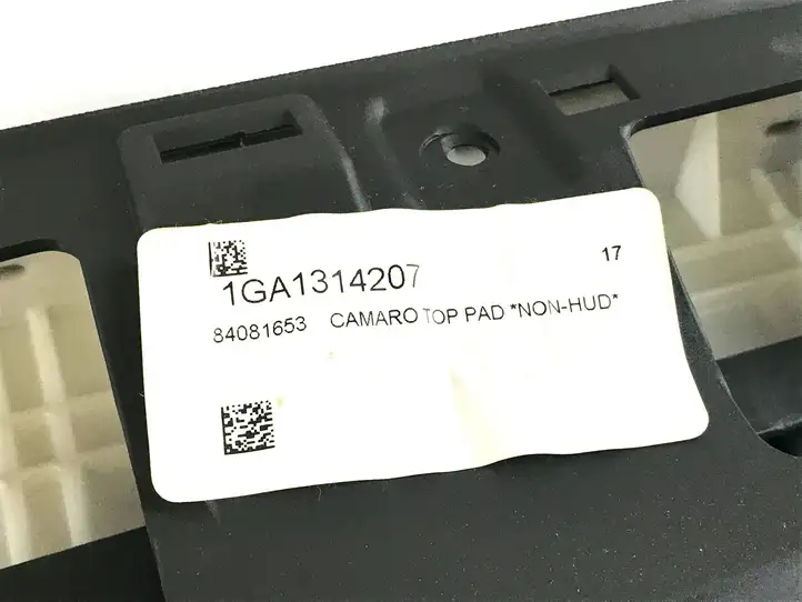 Chevrolet Camaro (2018 - )  84017368 Панель