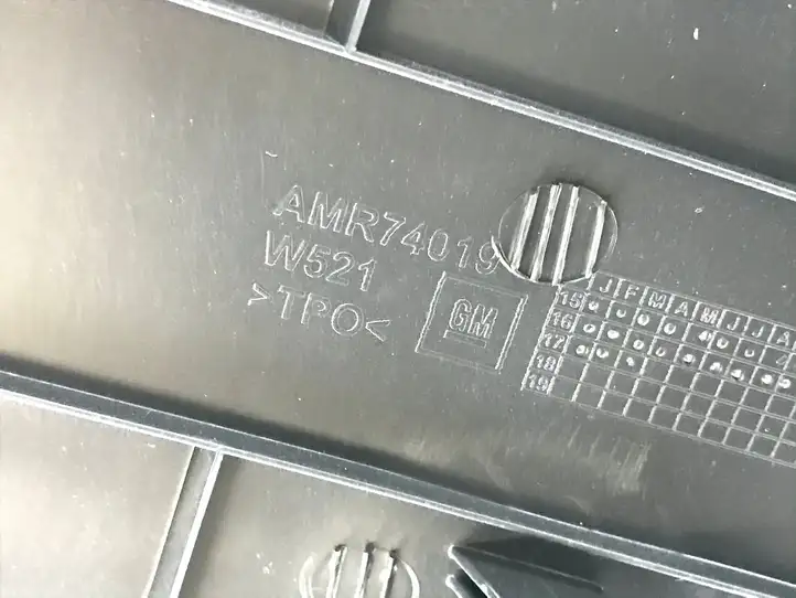 Chevrolet Camaro (2018 - )  84017368 Панель