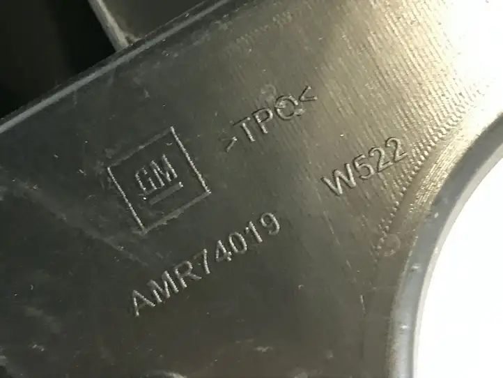 Chevrolet Camaro (2018 - )  84017368 Панель