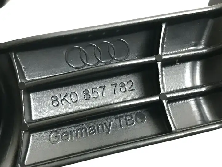 Audi A4 S4 B8 8K (2011 - 2015) 8K0857782 Прочие детали салона — фото 3