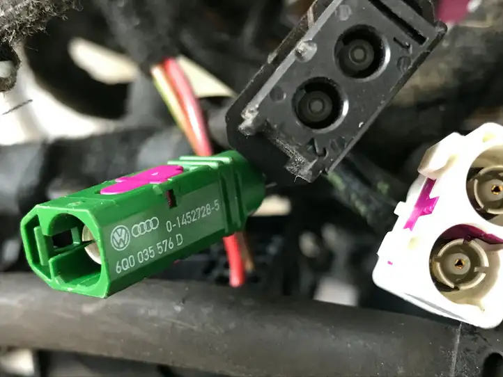 Audi A4 S4 B8 8K (2011 - 2015) 8F001738 Прочая электропроводка — фото 10