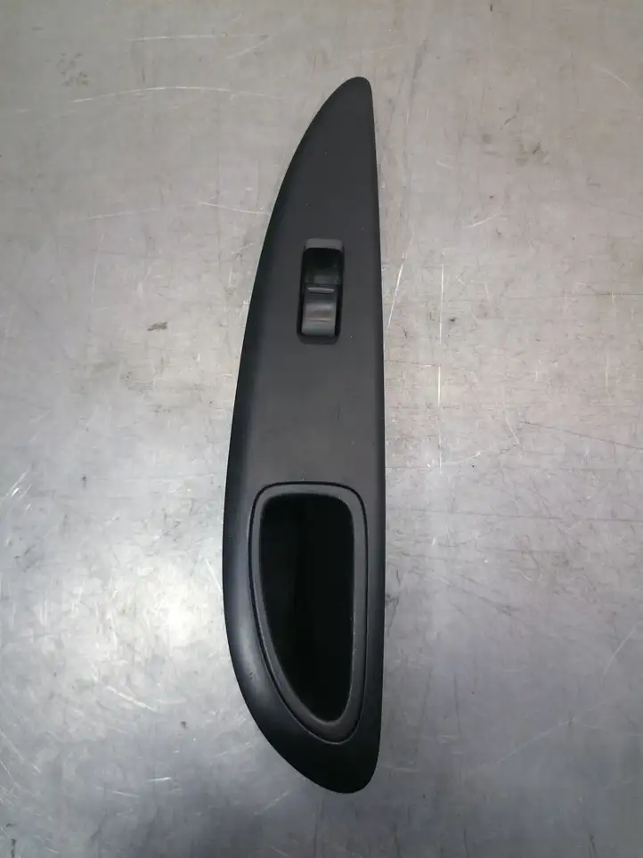 Nissan Primera (2001 - 2008) 25411AV600 Блок кнопок стеклоподъемников — фото 1