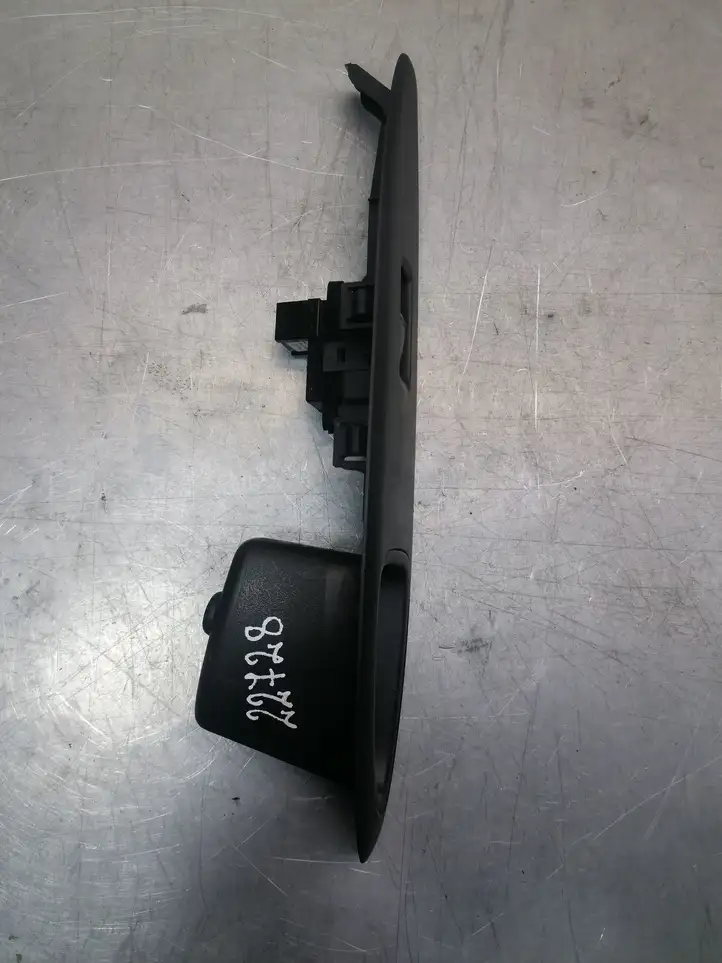 Nissan Primera (2001 - 2008) 25411AV600 Блок кнопок стеклоподъемников — фото 3