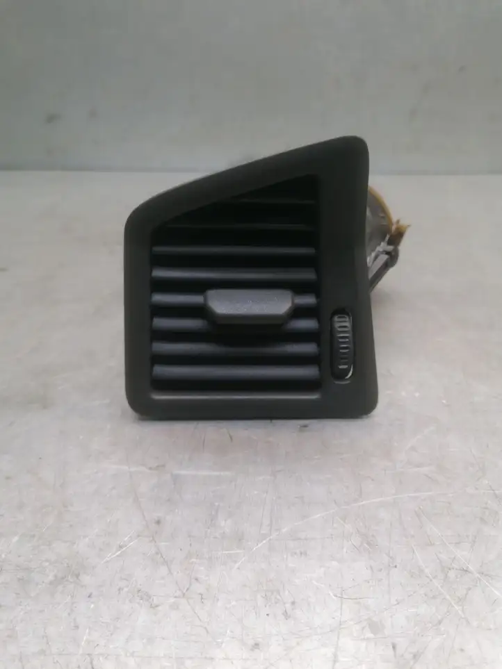Volvo S60 (2000 - 2004) 3409373 Боковой воздушный дефлектор — фото 1