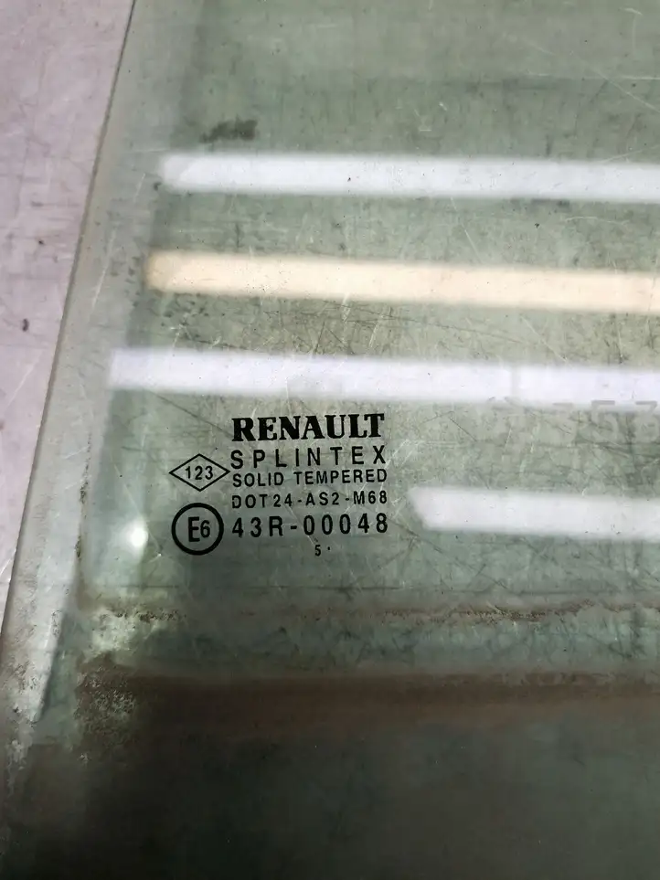 Renault Scenic II - Grand scenic II (2003 - 2006) E643R00048 Стекло задней двери — фото 2