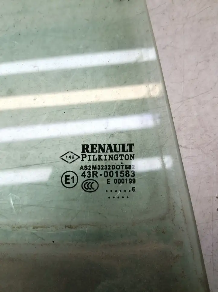 Renault Scenic II - Grand scenic II (2003 - 2006) E143R001583 Стекло задней двери — фото 2
