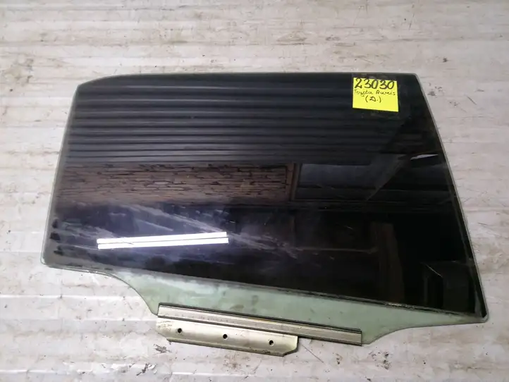Toyota Auris 150 (2006 - 2012) E643R00048 Стекло задней двери — фото 1