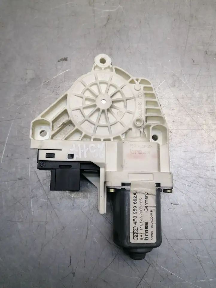 Audi A6 S6 C6 4F (2004 - 2008) 4F0959802A Стеклоподъемник задней двери — фото 3