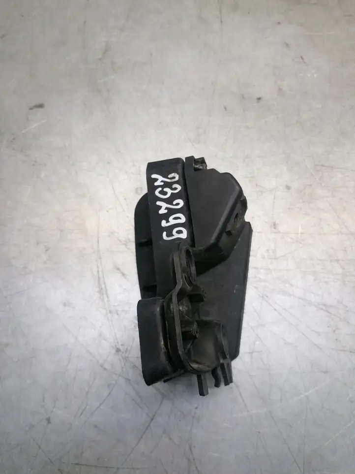 Audi A6 S6 C6 4F (2004 - 2008) 4F9807891 Кронштейн угловой части бампера — фото 2