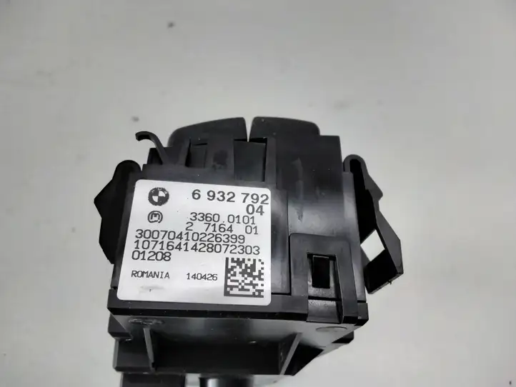 BMW 3 E90 E91 (2005 - 2012) 6932792 Включатель фонарей — фото 3