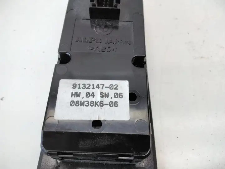 BMW 3 E90 E91 (2005 - 2012) 9132147 Кнопка стеклоподъемников — фото 3