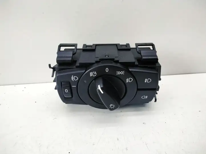 BMW 1 E82 E88 (2007 - 2014)  6932792 Включатель фонарей