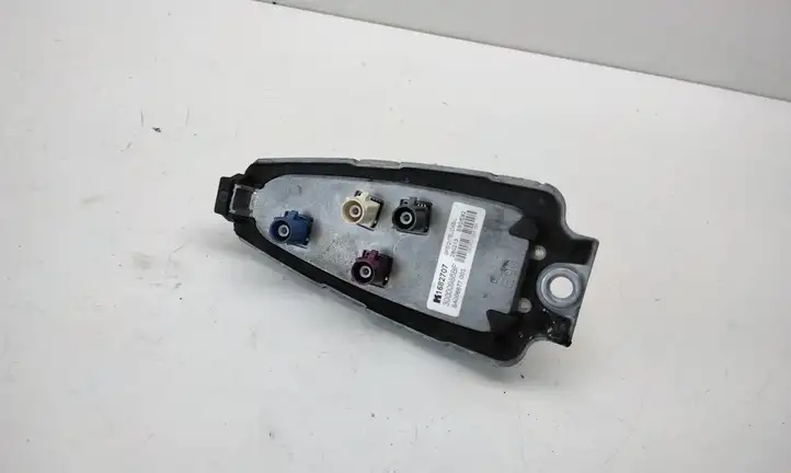 BMW 3 F30 F35 F31 (2012 - 2018) 6959146 GPS антенна — фото 3