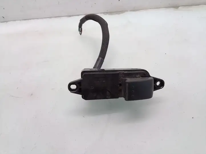 Mazda 5 (2005 - 2010) CC3366370A Кнопка стеклоподъемников — фото 1