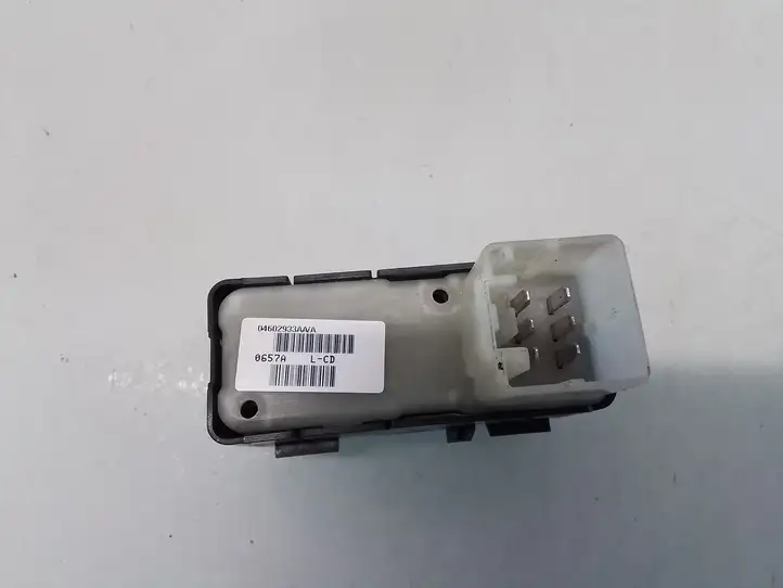 Jeep Grand Cherokee (WK) (2004 - 2010) 04602933A Блок кнопок стеклоподъемников — фото 4