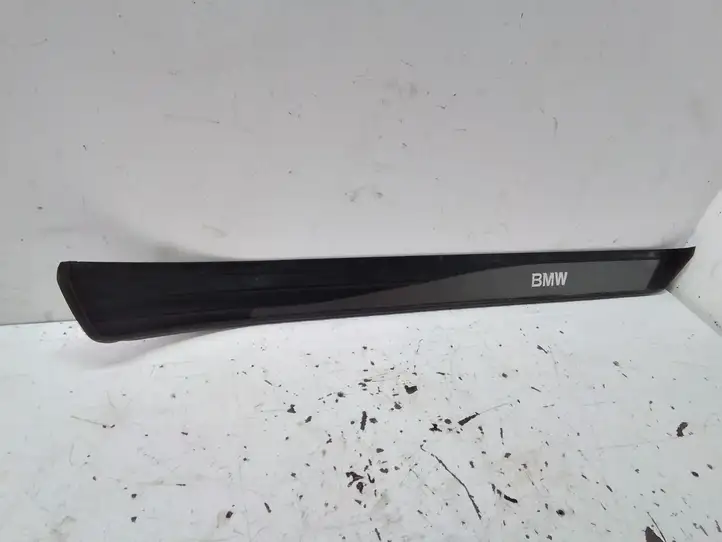 BMW 5 E60 E61 (2004 - 2010) 51477034304 Внутренняя отделка переднего порога — фото 1