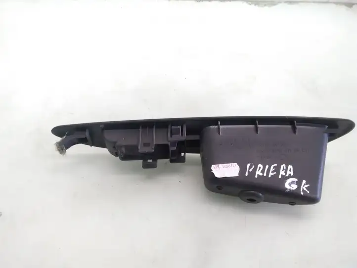 Nissan Primera (2001 - 2008) 82961AV760 Накладка кнопки стеклоподъемника — фото 3