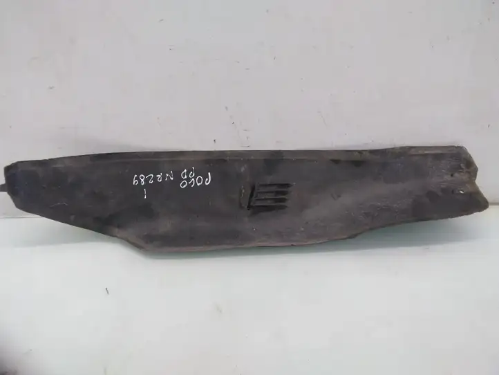 Volkswagen Polo (2005 - 2009)  6Q0821112 Передний брызговик