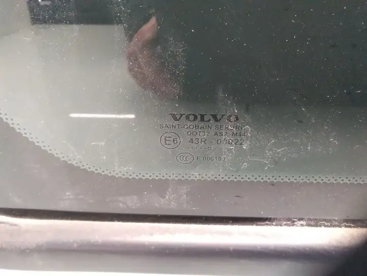 Volvo V50 (2004 - 2008) 43R00022 Заднее боковое стекло — фото 4