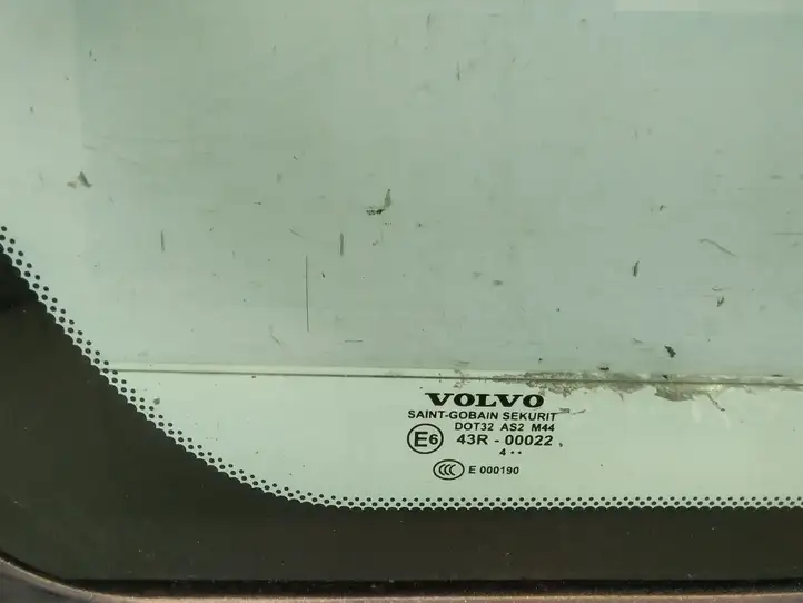 Volvo V50 (2004 - 2008) 43R00022 Заднее боковое стекло — фото 2