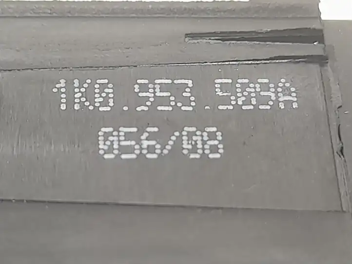 Volkswagen Golf V (2003 - 2009) 1K0953509A Включатель аварийных фонарей — фото 5