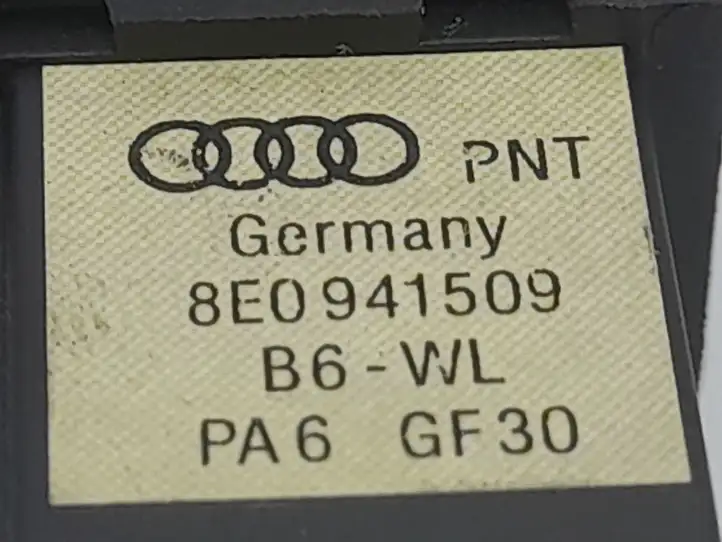 Audi A4 S4 B7 8E 8H (2004 - 2009) 8E0941509 Включатель аварийных фонарей — фото 3