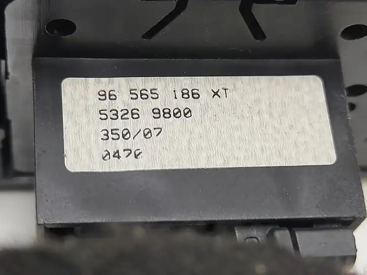 Peugeot 308 (2007 - 2013) 96565186XT Блок кнопок стеклоподъемников — фото 3