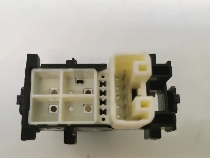 Toyota Yaris (2005 - 2009) 1928294 Блок кнопок стеклоподъемников — фото 3