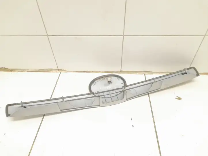 Toyota Verso (2012 - 2015) 768110F050 Прочая отделка багажника — фото 5