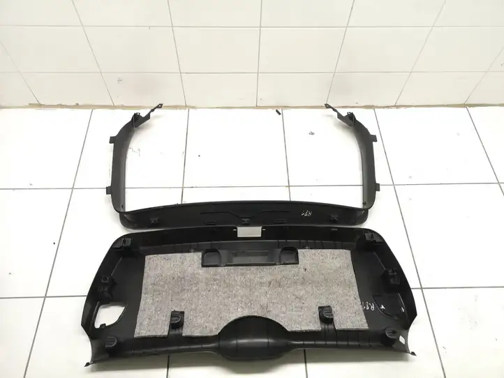 Audi A3/S3 8P (2004 - 2008) 8P4867979D Комплект обшивки крышки багажника — фото 4