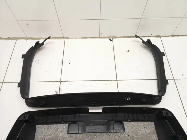 Audi A3/S3 8P (2004 - 2008) 8P4867979D Комплект обшивки крышки багажника — фото 6