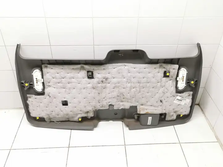 Chrysler Voyager (2004 - 2007) 04754923AA Комплект обшивки крышки багажника — фото 17