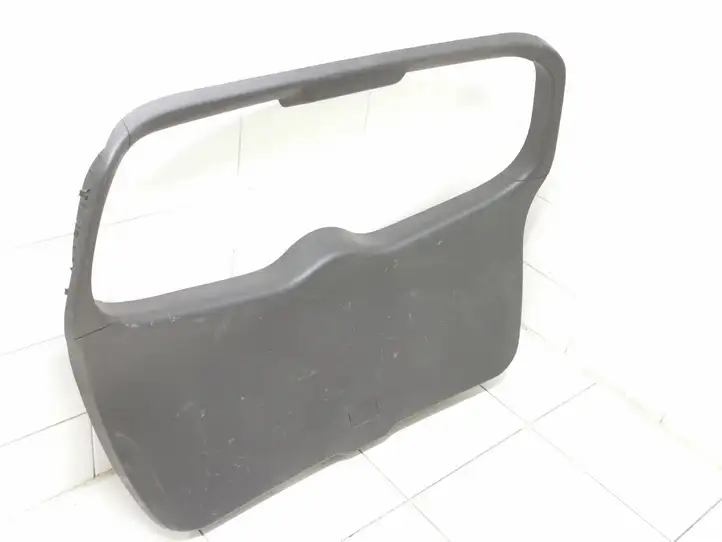 Toyota Verso (2012 - 2015) 647800F010 Комплект обшивки крышки багажника — фото 6
