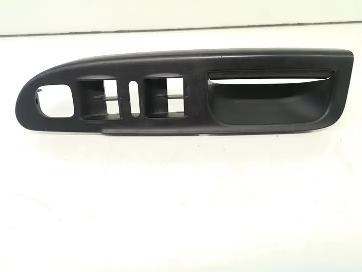 Volkswagen PASSAT B6 (2005 - 2010) 3C1867171B Накладка кнопки стеклоподъемника — фото 1