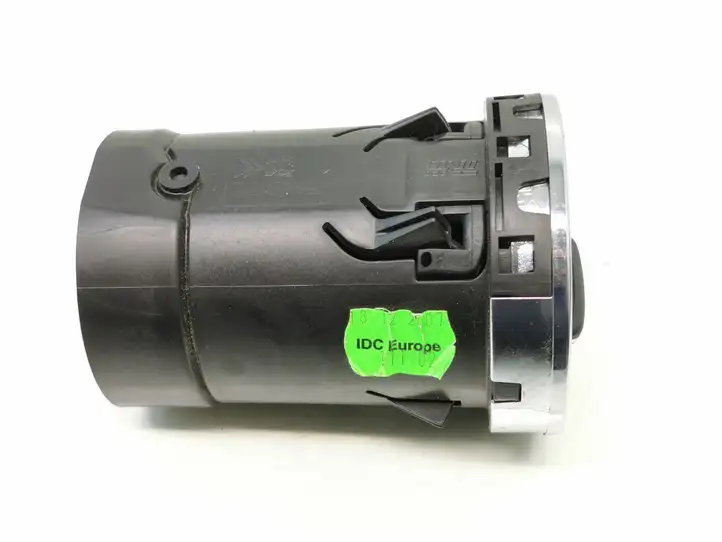 Peugeot 308 (2007 - 2013) 9658515377 Боковой воздушный дефлектор — фото 3