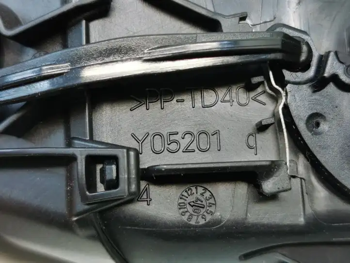 Peugeot 308 (2007 - 2013) 9655994177 Боковой воздушный дефлектор — фото 7