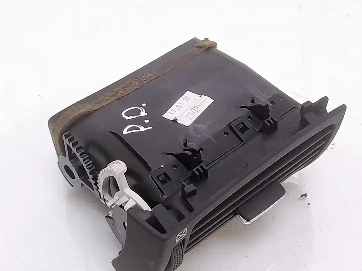 Toyota Avensis T250 (2006 - 2009) Боковой воздушный дефлектор — фото 6