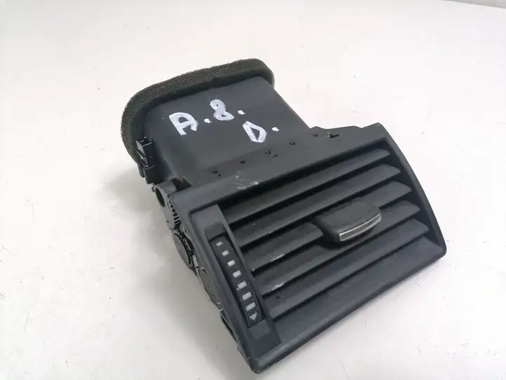 Audi A8 S8 D3 4E (2005 - 2007) 4E0820902 Боковой воздушный дефлектор — фото 1