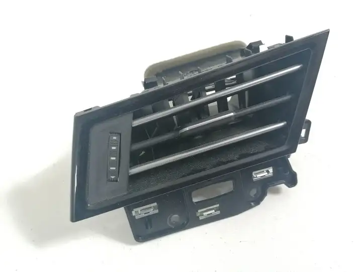 Volkswagen PASSAT B8 (2015 - ) 3G1819701 Боковой воздушный дефлектор — фото 1