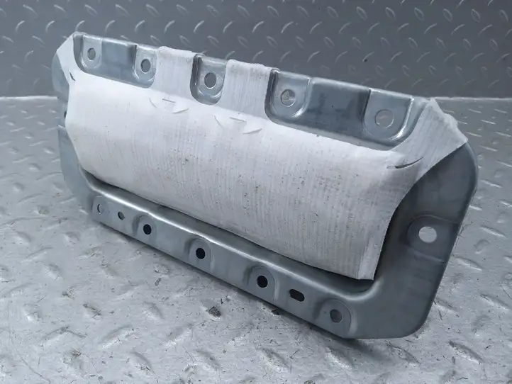 BMW 3 F30 F35 F31 (2012 - 2018) 9205197 Подушка безопасности пассажира — фото 1