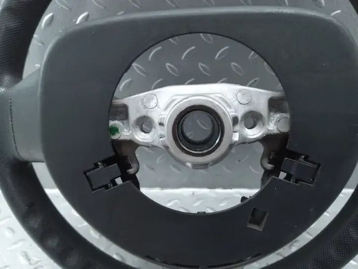 Toyota Aygo AB10 (2005 - 2008) GS12001840 Руль — фото 6