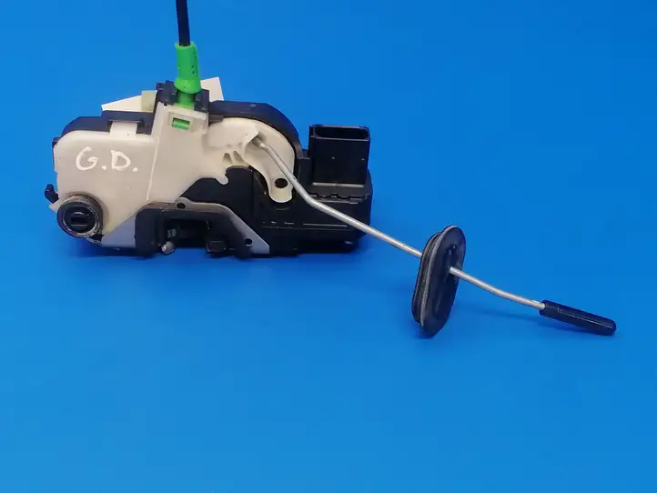 Opel Insignia A (2008 - 2017)  13503178 Замок задней двери