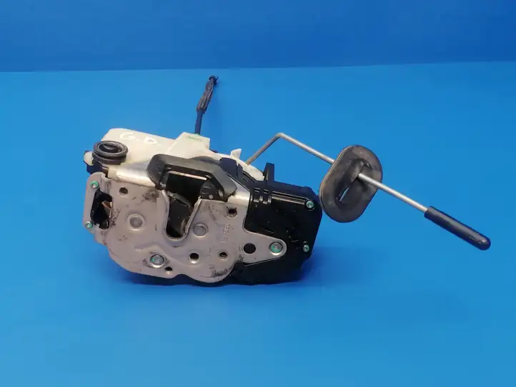 Opel Insignia A (2008 - 2017)  13503178 Замок задней двери